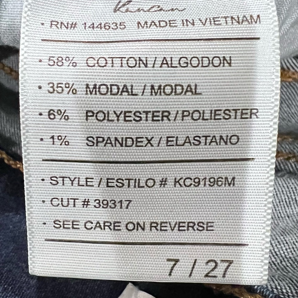 KanCan slim jeans, size 7/27, blue faded style. - Picture 4 of 4